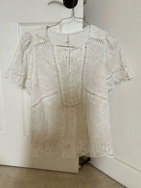Anthropologie Cream Lace Embroidered Boho Blouse